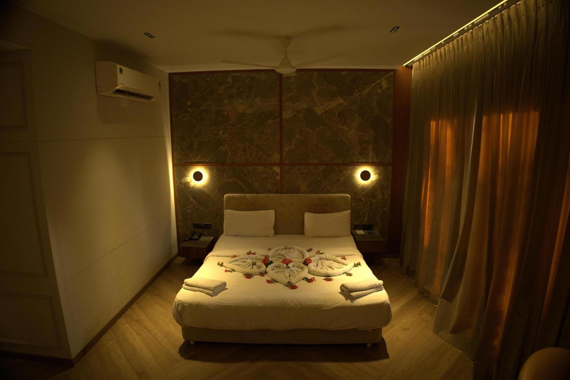 Cassa Marina Beach Resort Damlawari Экстерьер фото